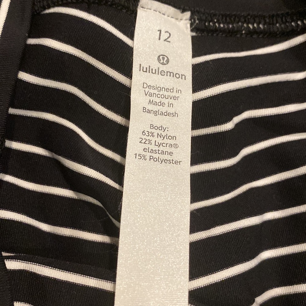 Lululemon leggings - Picture 2 of 6